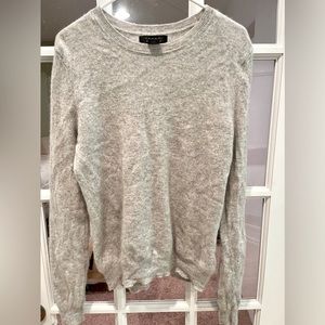 Tahari real cashmere sweater. Size XL.
